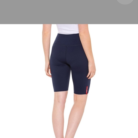G/FORE Soft Tech OPS Active Bike Shorts - Mid Rise women’s size XS - Picture 2 of 12